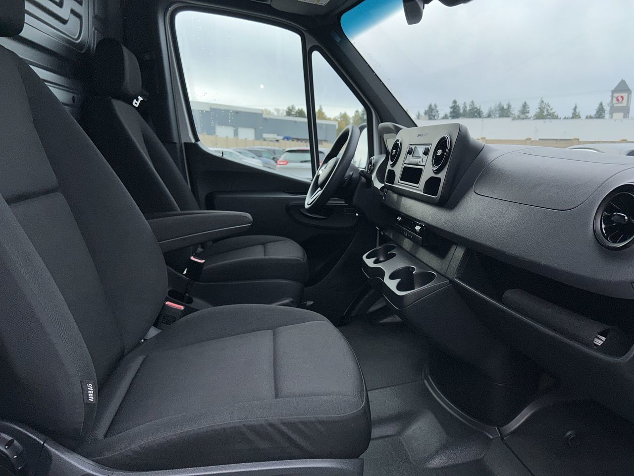 2024 Mercedes-Benz Sprinter Cargo Van