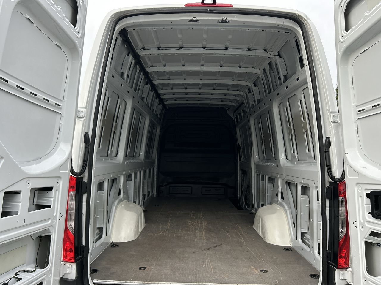 2024 Mercedes-Benz Sprinter Cargo Van