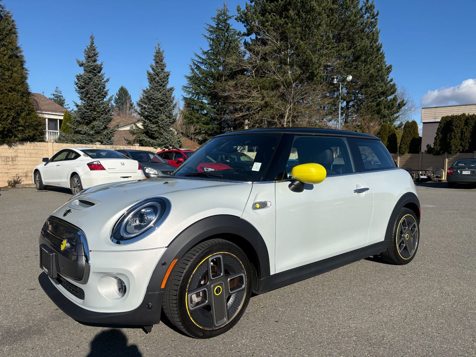 2021 MINI COOPER