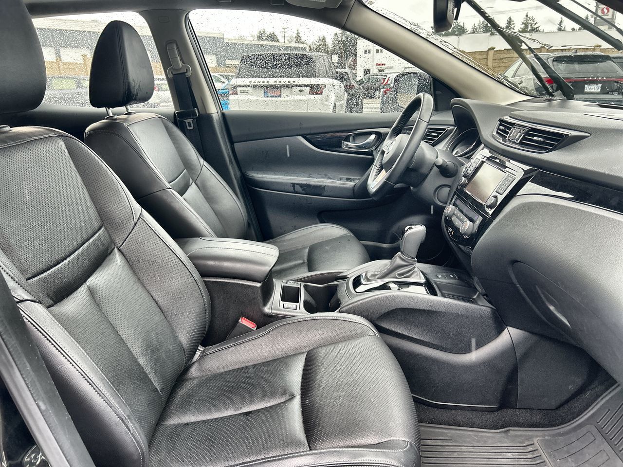 2021  Qashqai