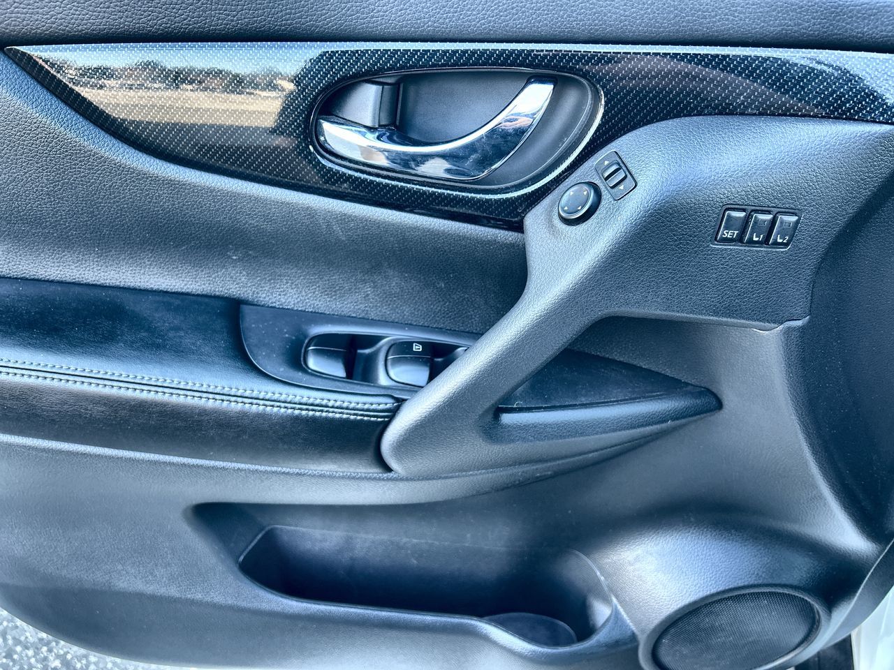 2020  Rogue