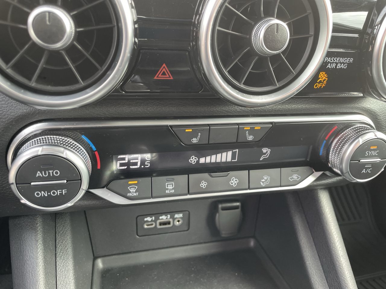 Nissan Sentra  2023 à Surrey, Colombie-Britannique