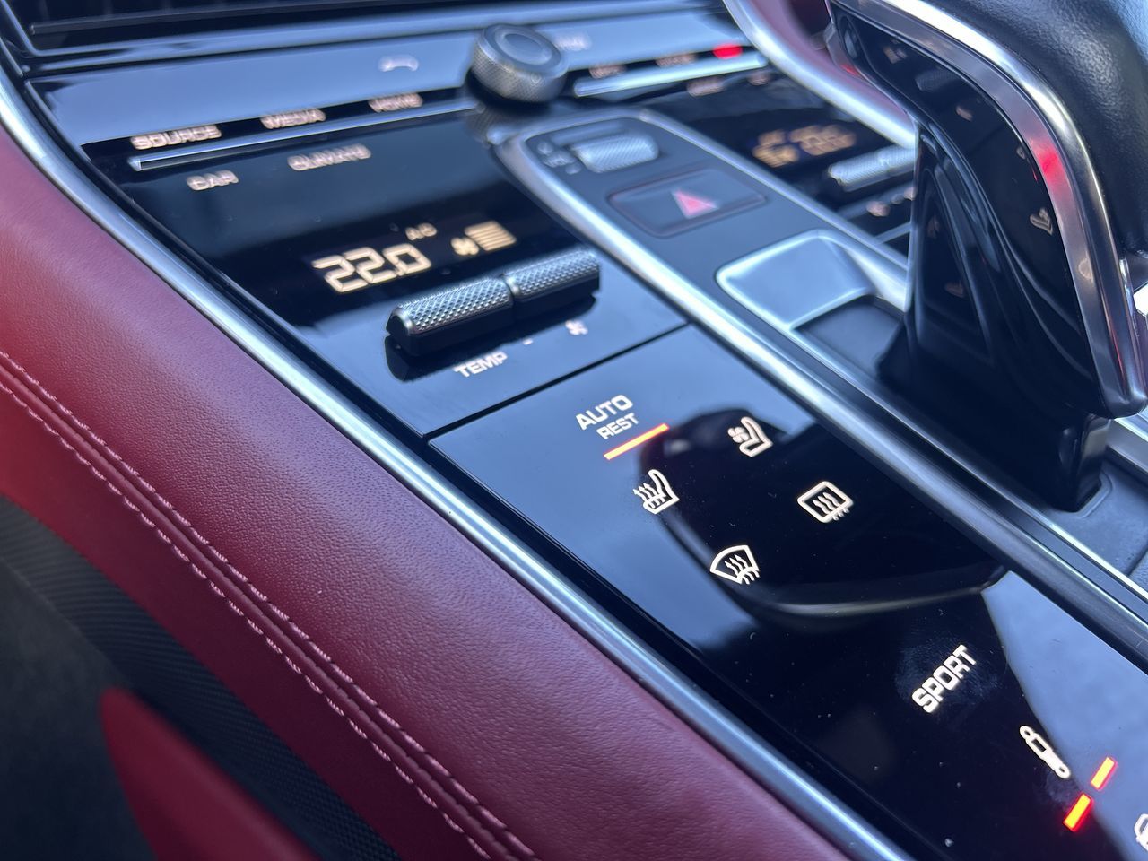 2018 Porsche Panamera