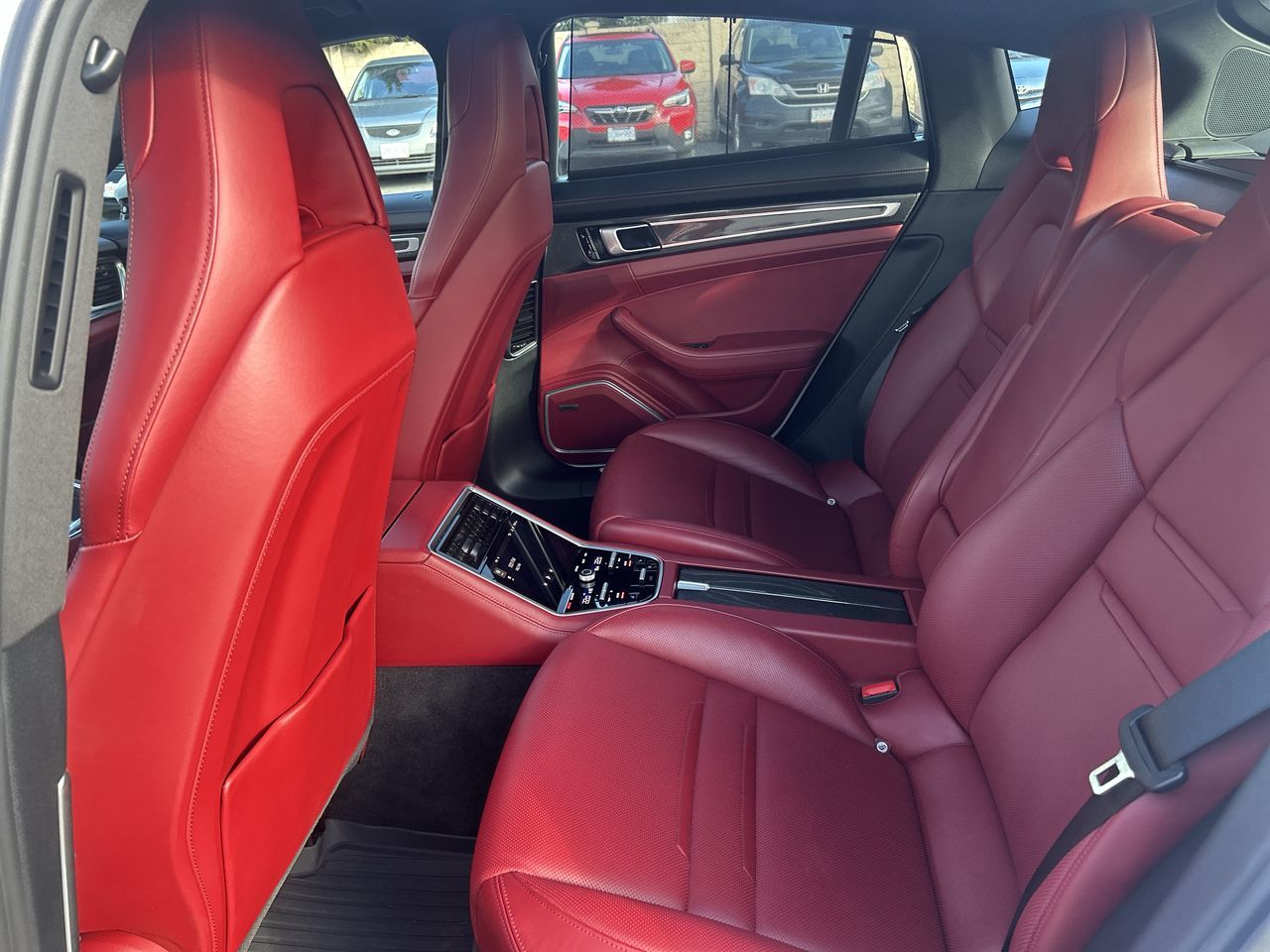 2018 Porsche Panamera