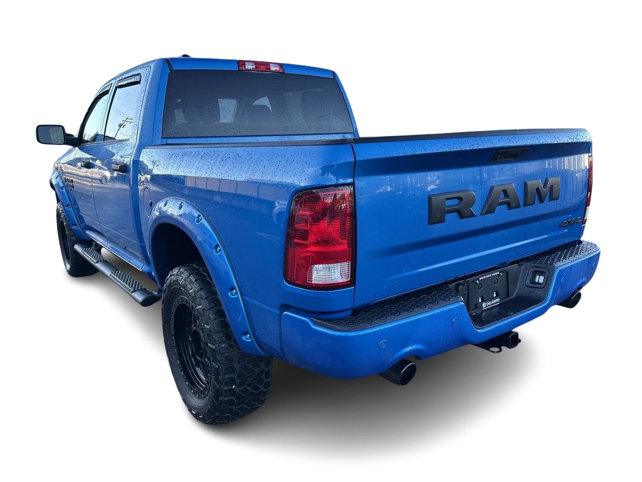 Ram RAM 1500 Classic Crew Cab 4x4 (DS)  2023 à Surrey, Colombie-Britannique