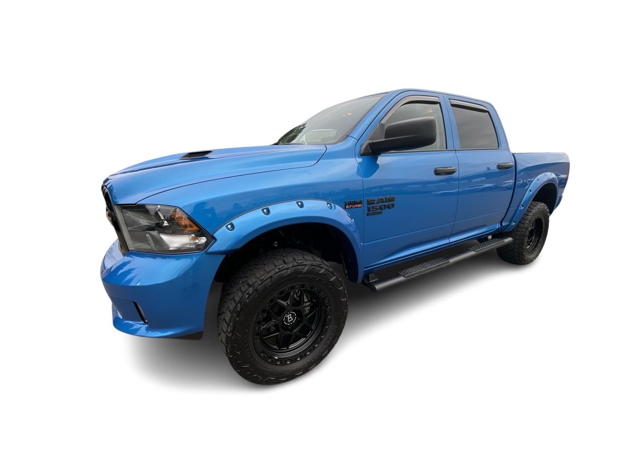 2023 Ram RAM 1500 Classic Crew Cab 4x4 (DS)