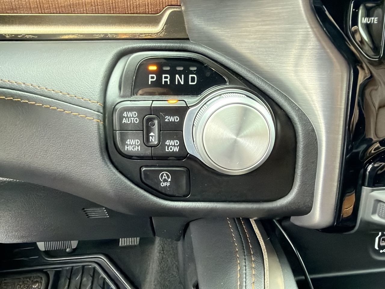 2023 Ram RAM 1500 Crew Cab 4x4 (DT)