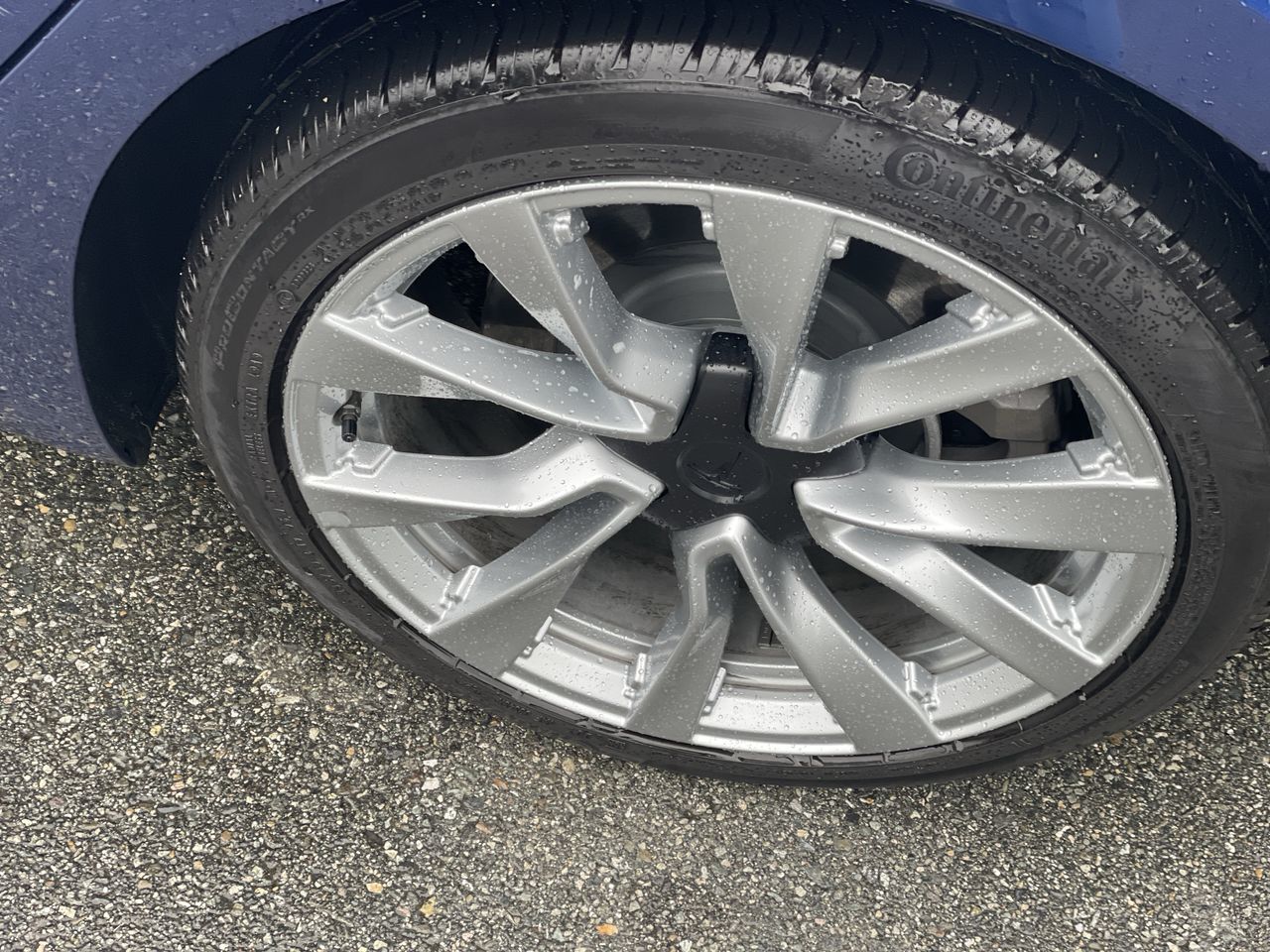 2024 Tesla MODEL 3 in Surrey, British Columbia