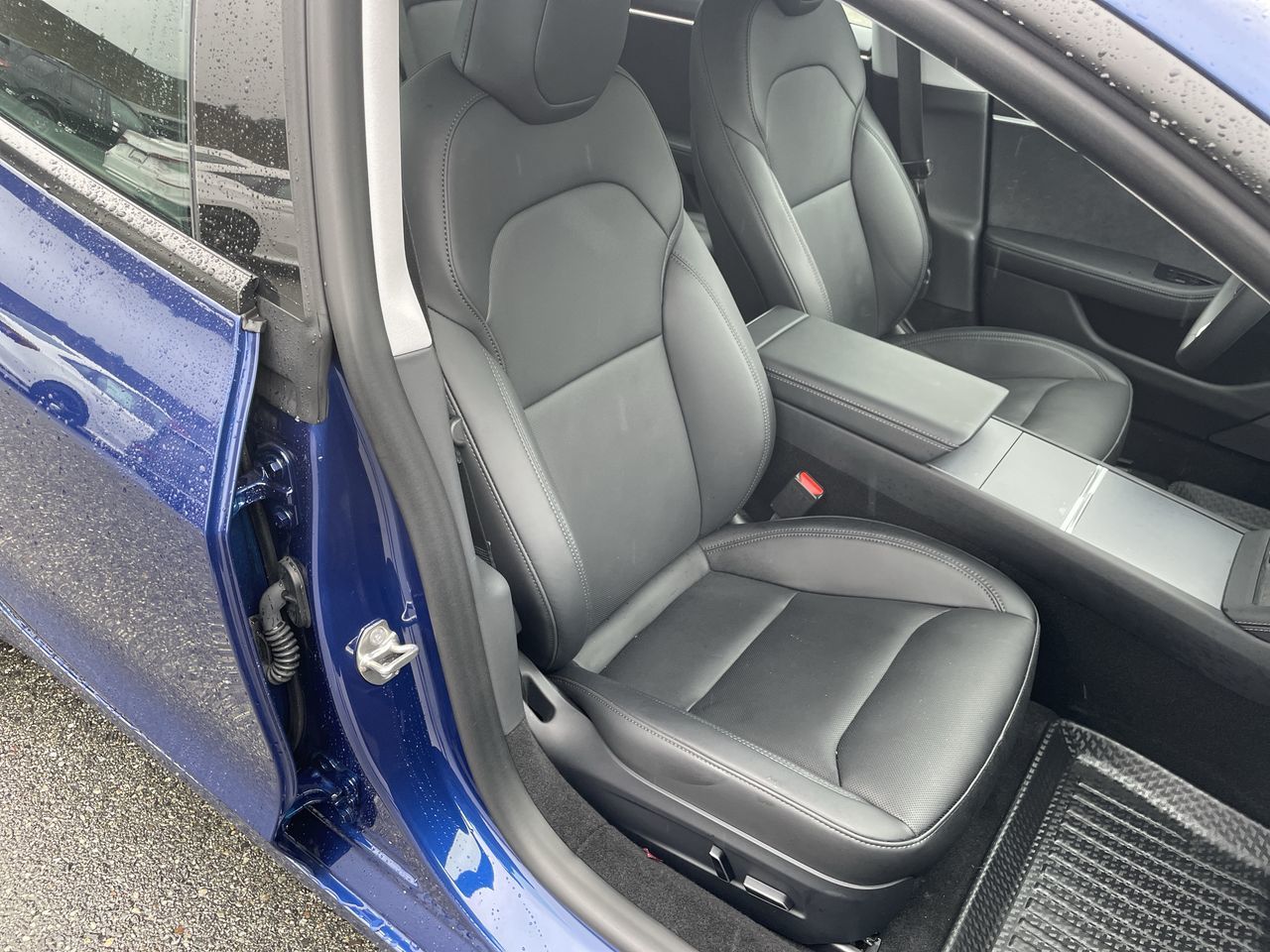 2024 Tesla MODEL 3 in Surrey, British Columbia