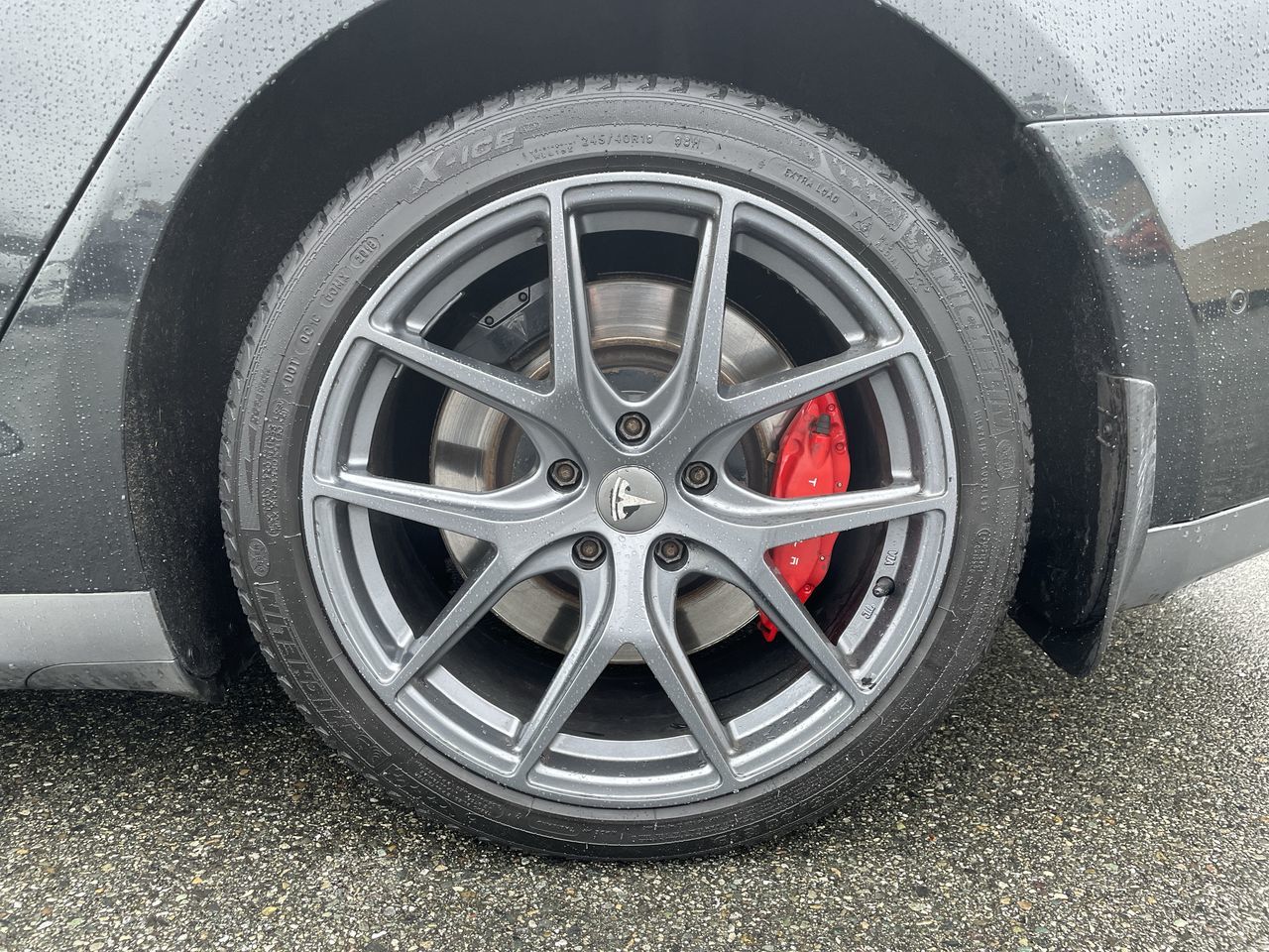 2015 Tesla Model S in Surrey, British Columbia