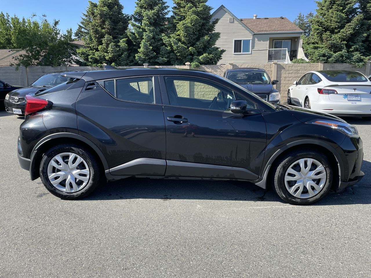 2022 Toyota C-HR in Surrey, British Columbia