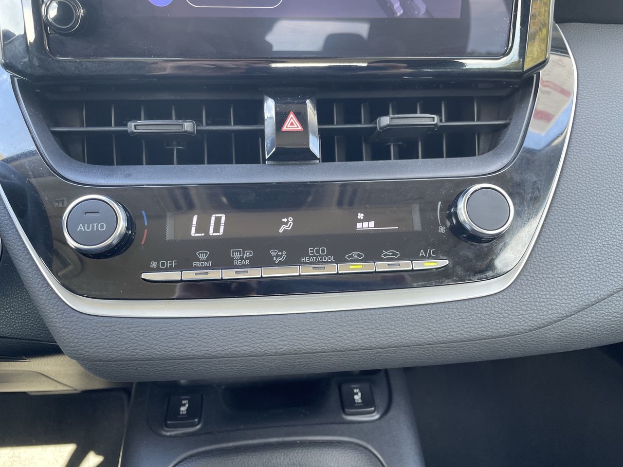 2023 Toyota Corolla Cross Hybrid in Surrey, British Columbia