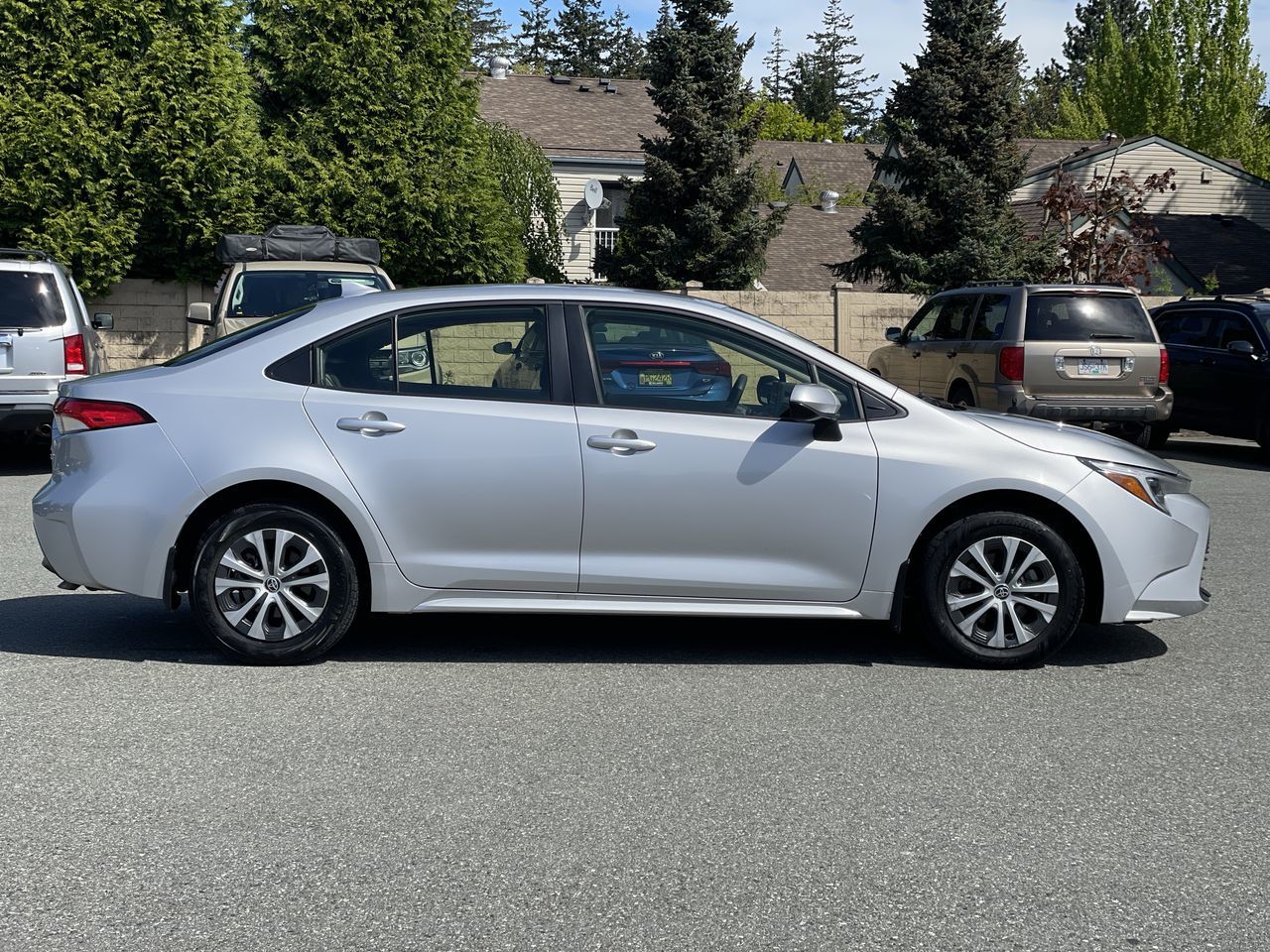 2023 Toyota Corolla Cross Hybrid in Surrey, British Columbia