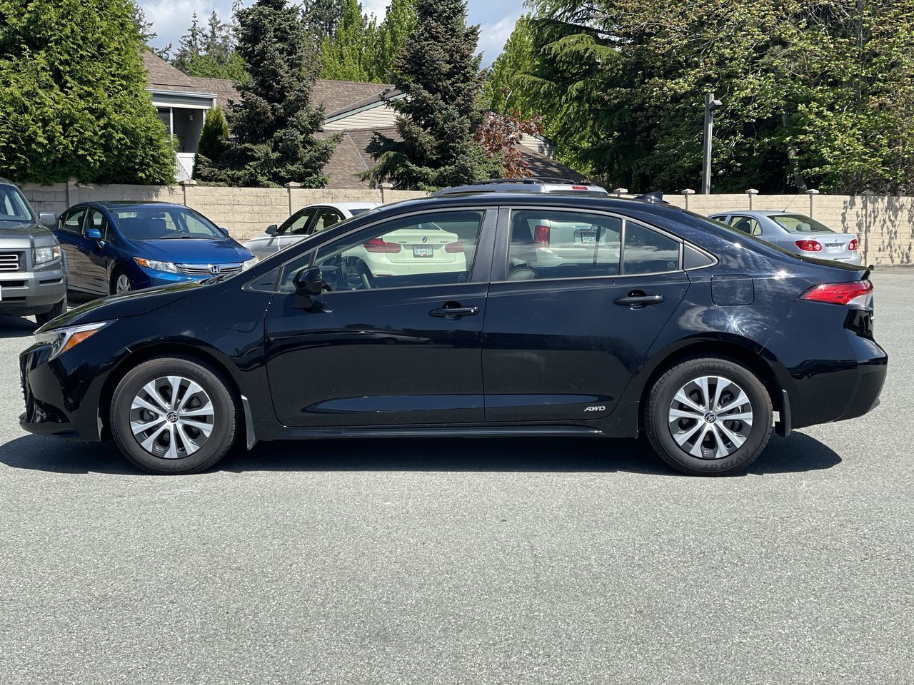 Toyota COROLLA HYBRID  2024 à Surrey, Colombie-Britannique