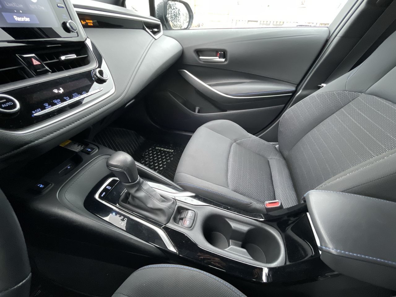 Toyota COROLLA SE CVT  2020 à Surrey, Colombie-Britannique