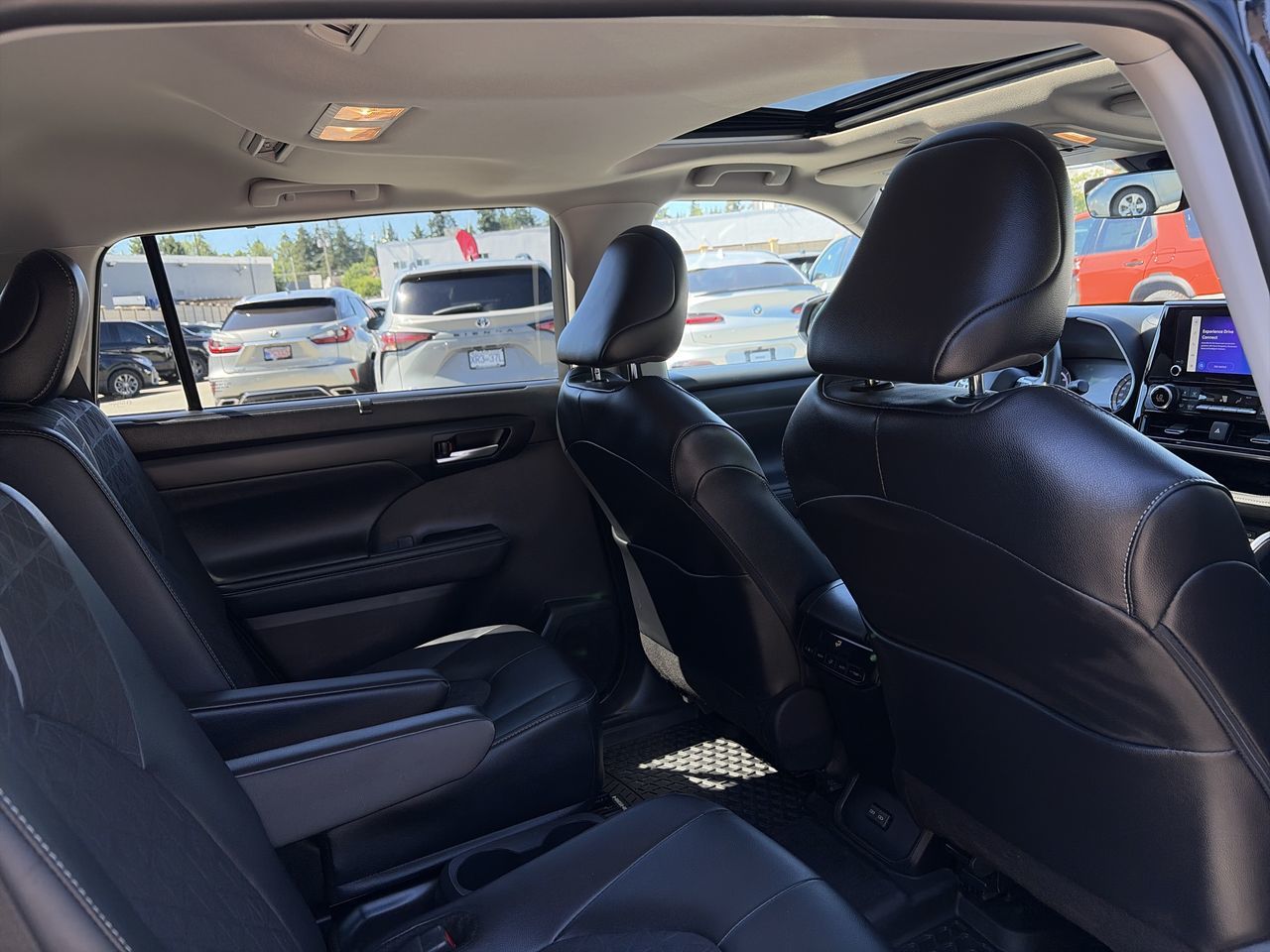 2025 Toyota Highlander Hybrid