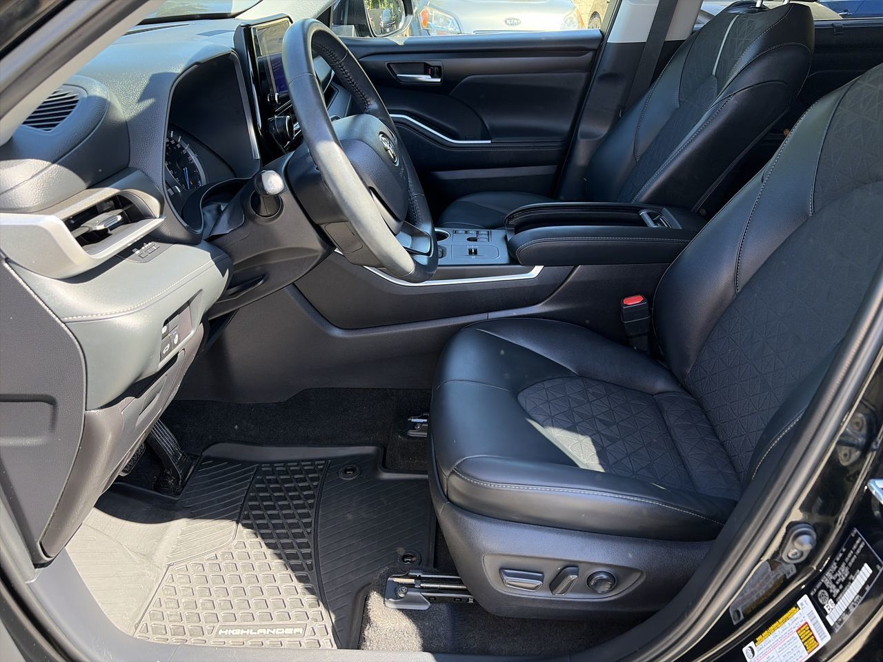 2025 Toyota Highlander Hybrid