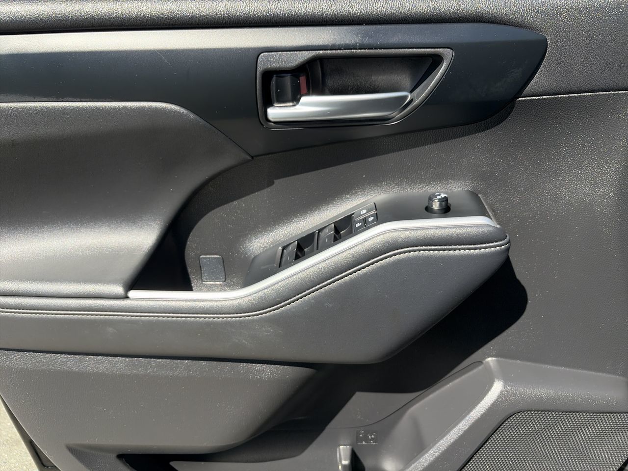 2025 Toyota Highlander Hybrid