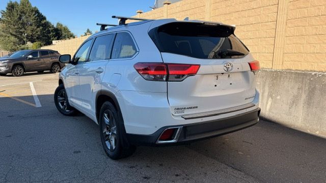 2017 Toyota Highlander