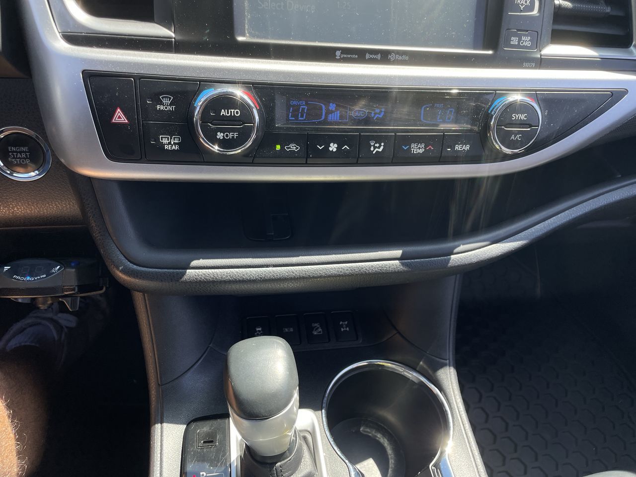 Toyota Highlander  2018 à Surrey, Colombie-Britannique