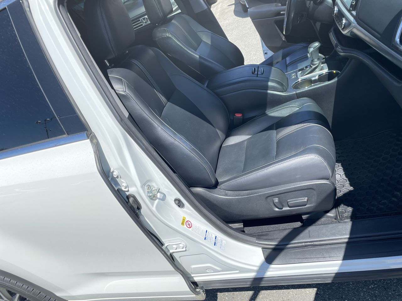 Toyota Highlander  2018 à Surrey, Colombie-Britannique