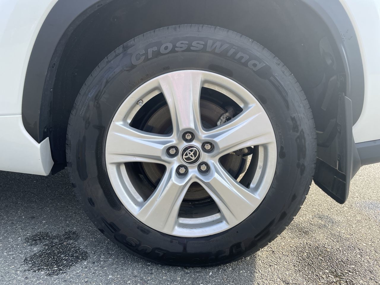 2023 Toyota Highlander in Surrey, British Columbia