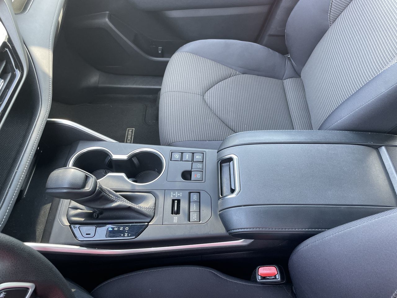 2023 Toyota Highlander in Surrey, British Columbia