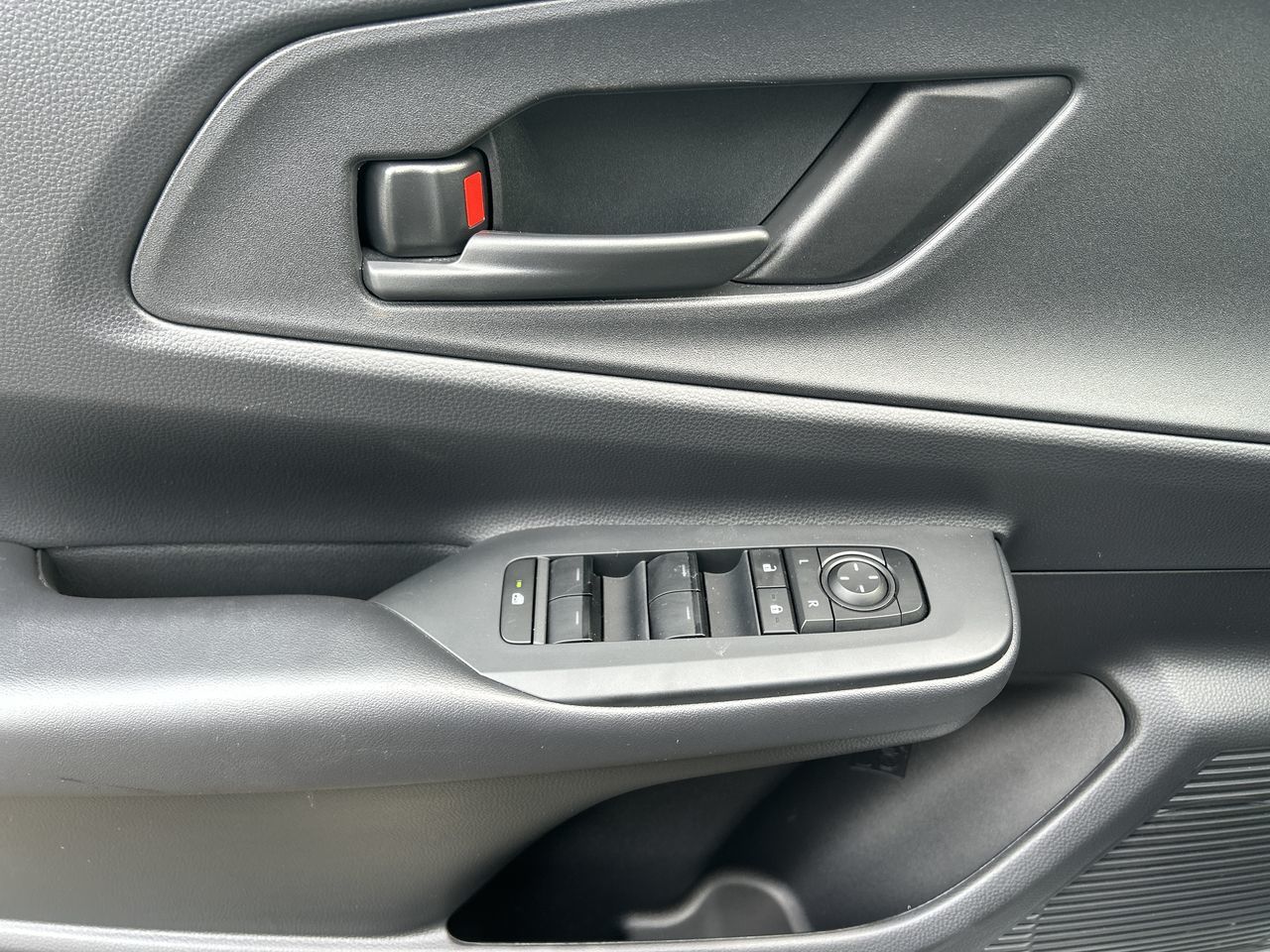 2024  Prius Plug-in Hybrid