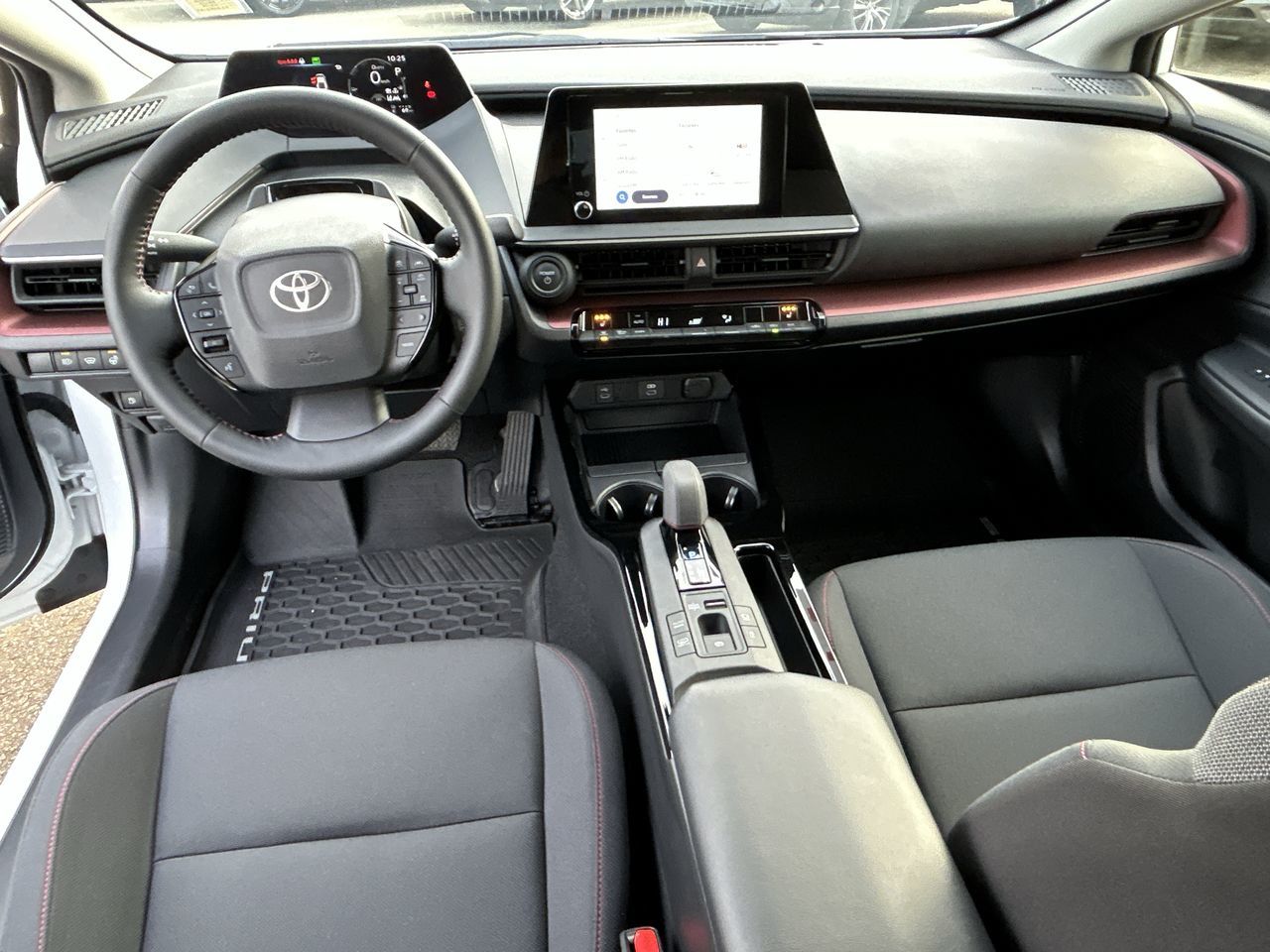 2025 Toyota Prius Plug-in Hybrid