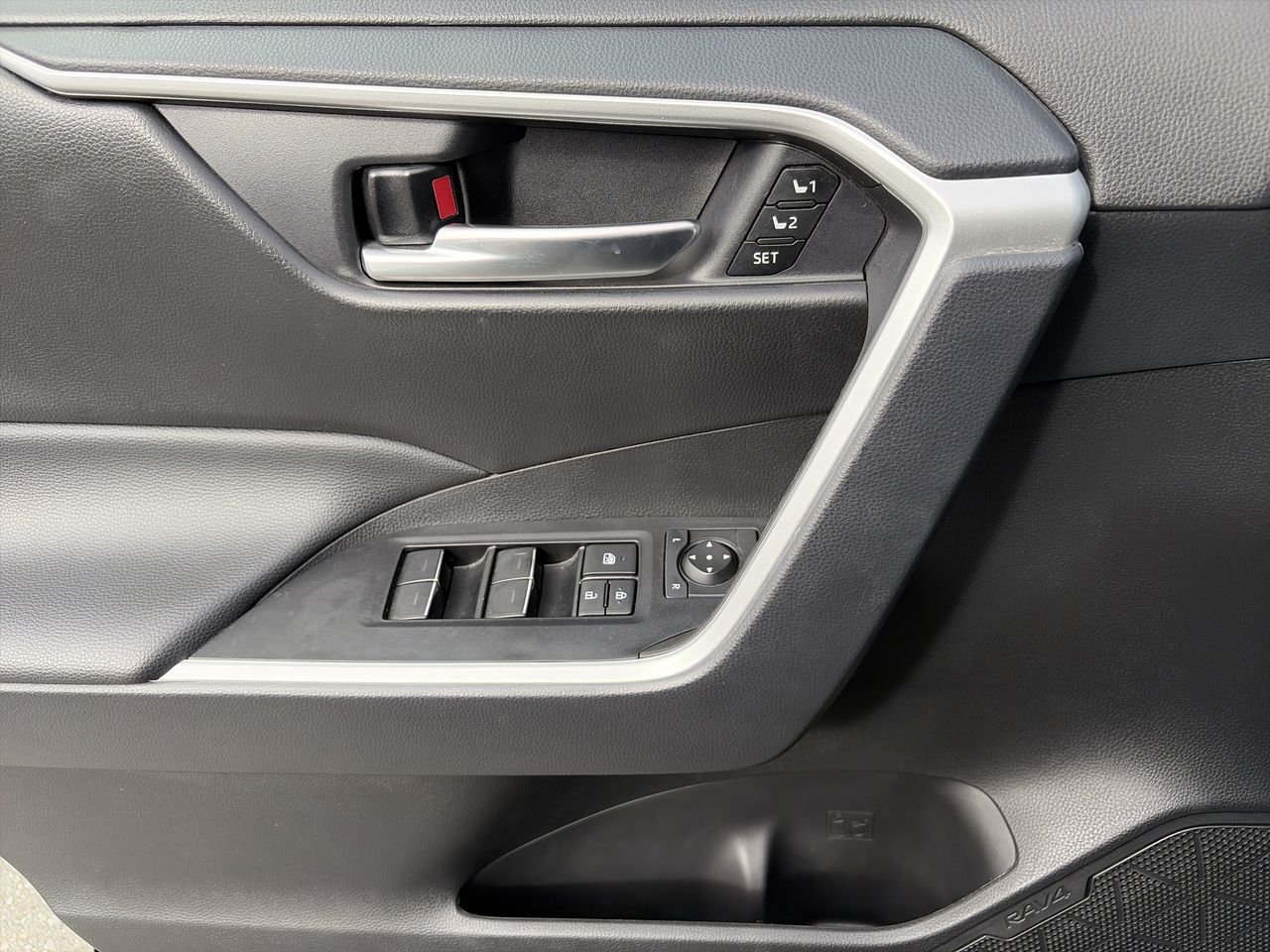 2025 Toyota RAV4 Hybrid