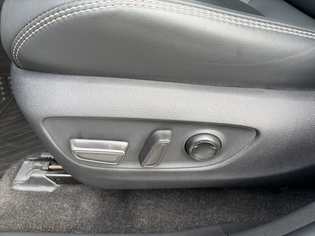2025 Toyota RAV4 Hybrid