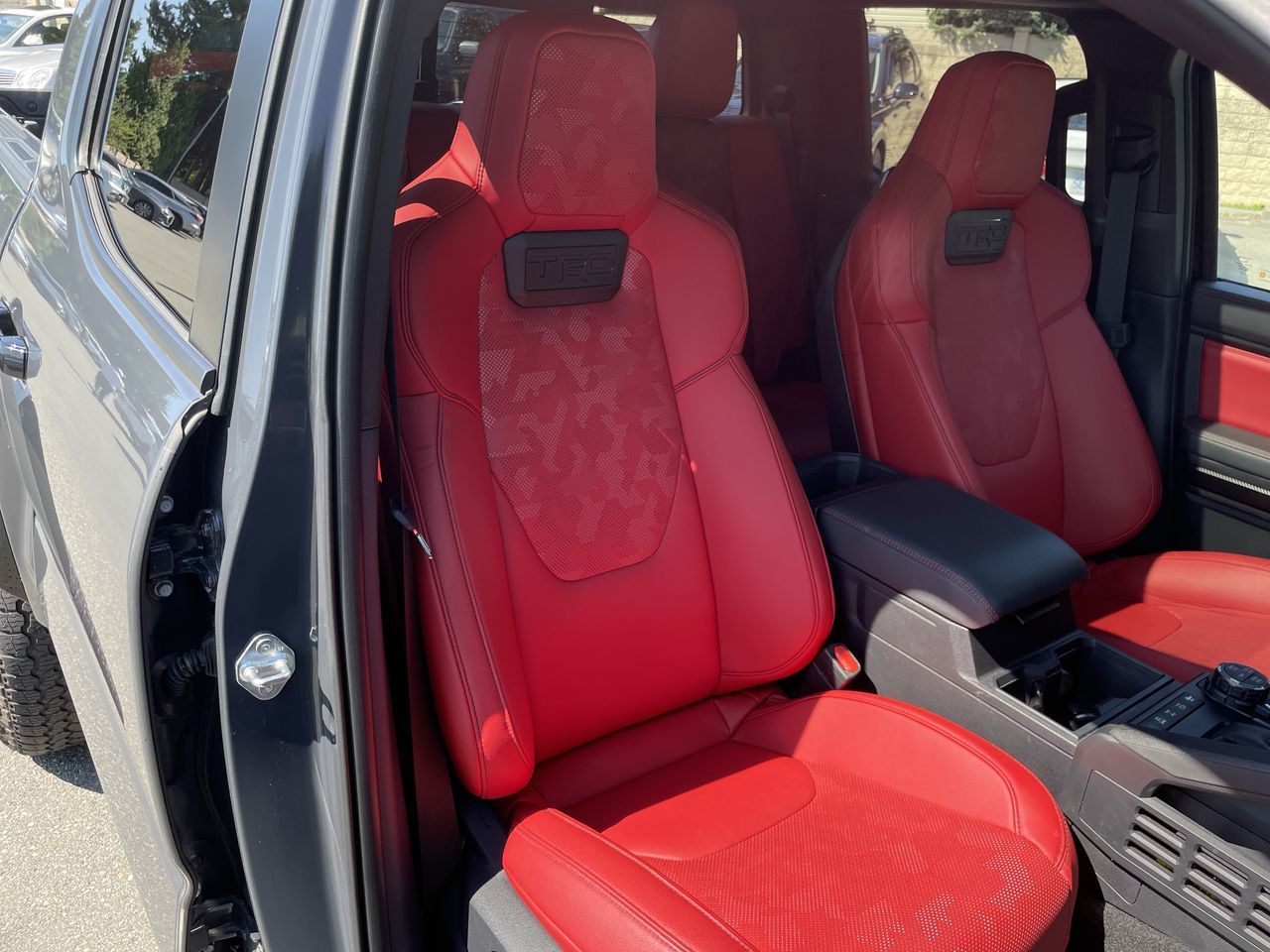 2024 Toyota TACOMA HYBRID