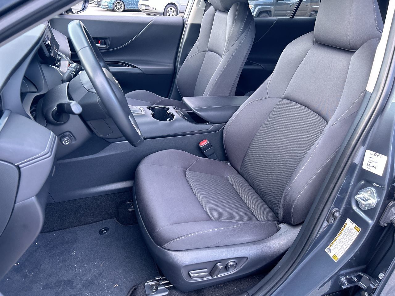 2024 Toyota VENZA HYBRID