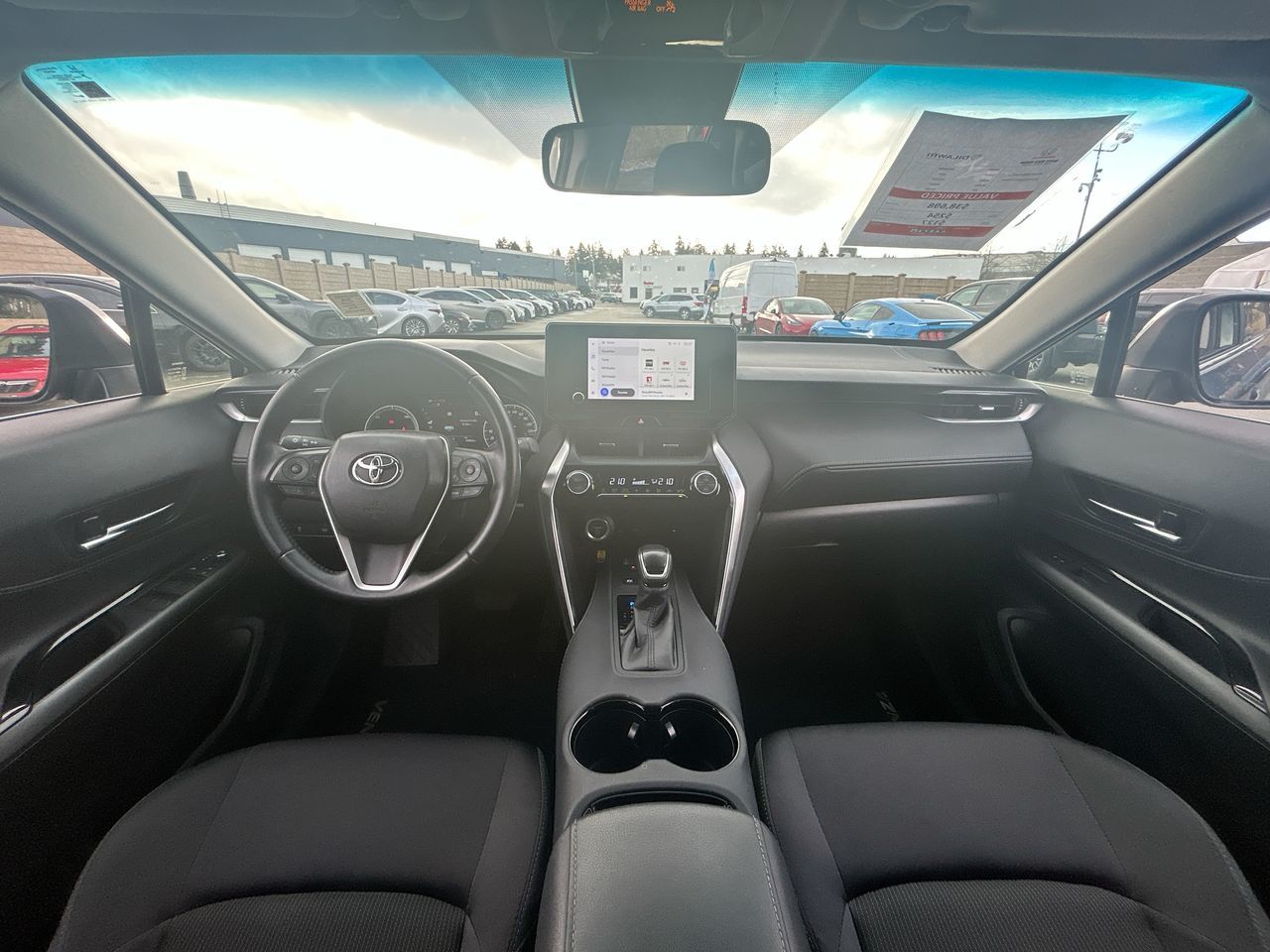 2024 Toyota VENZA HYBRID