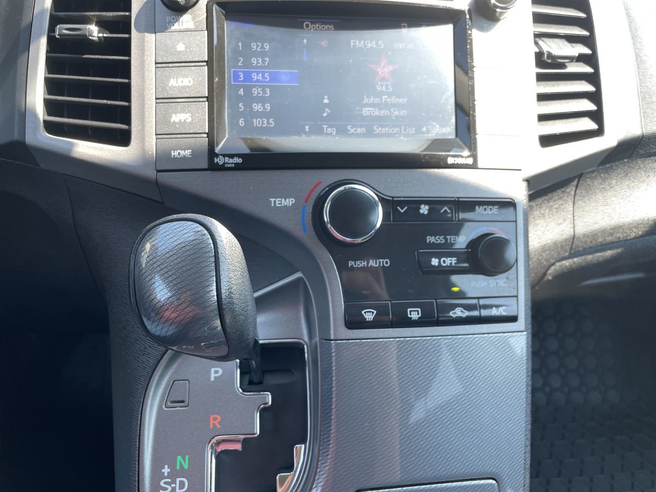 2016 Toyota Venza in Surrey, British Columbia