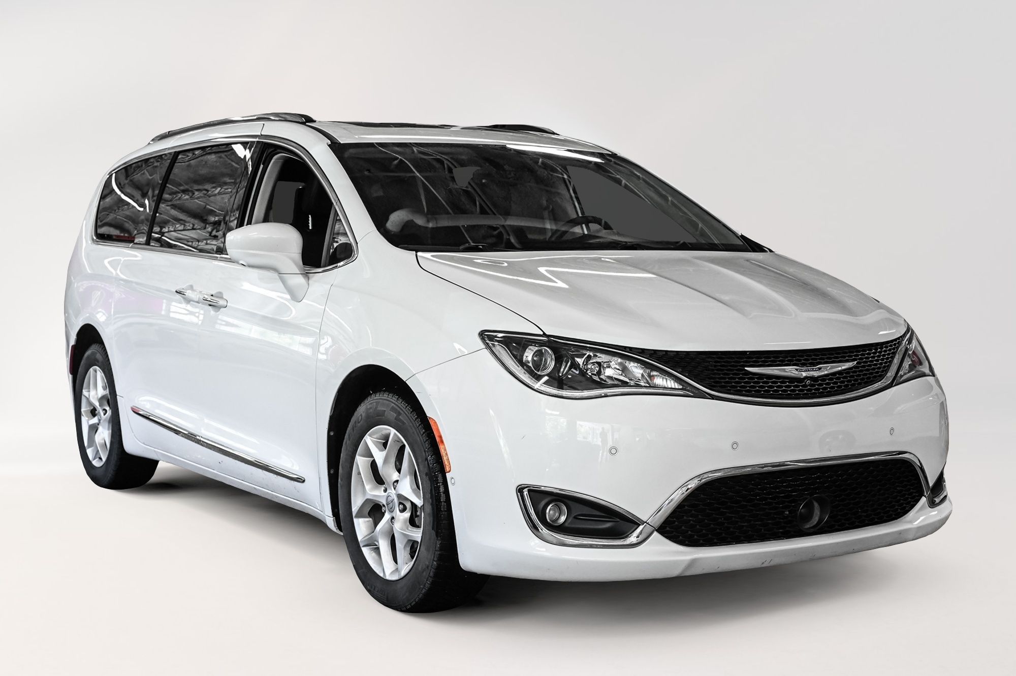 2017 Chrysler Pacifica in Verdun, Quebec