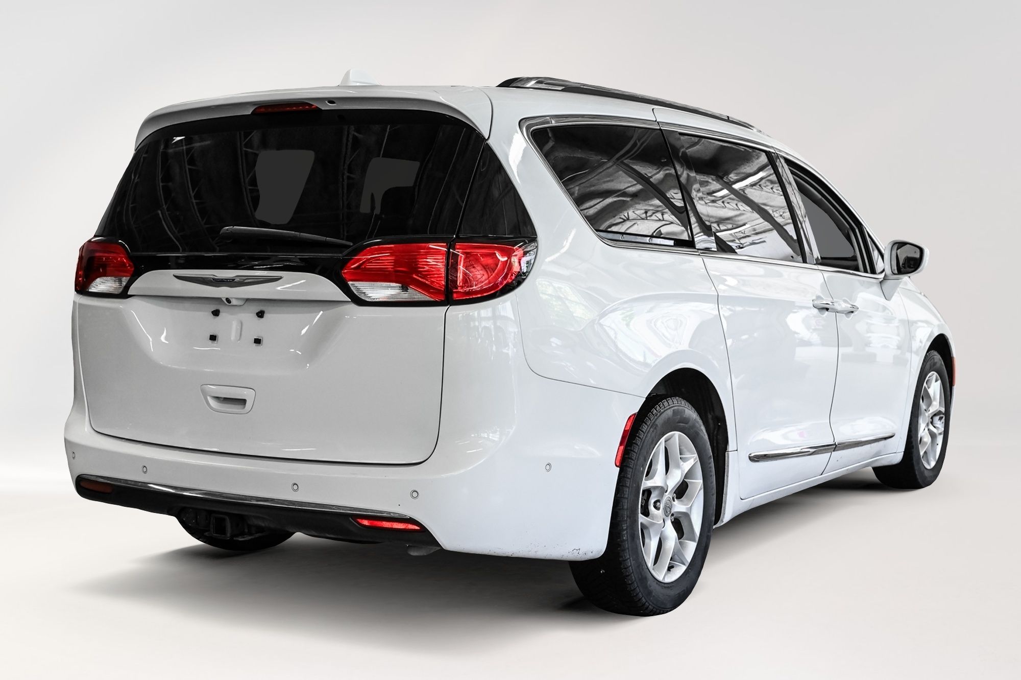 2017 Chrysler Pacifica in Verdun, Quebec
