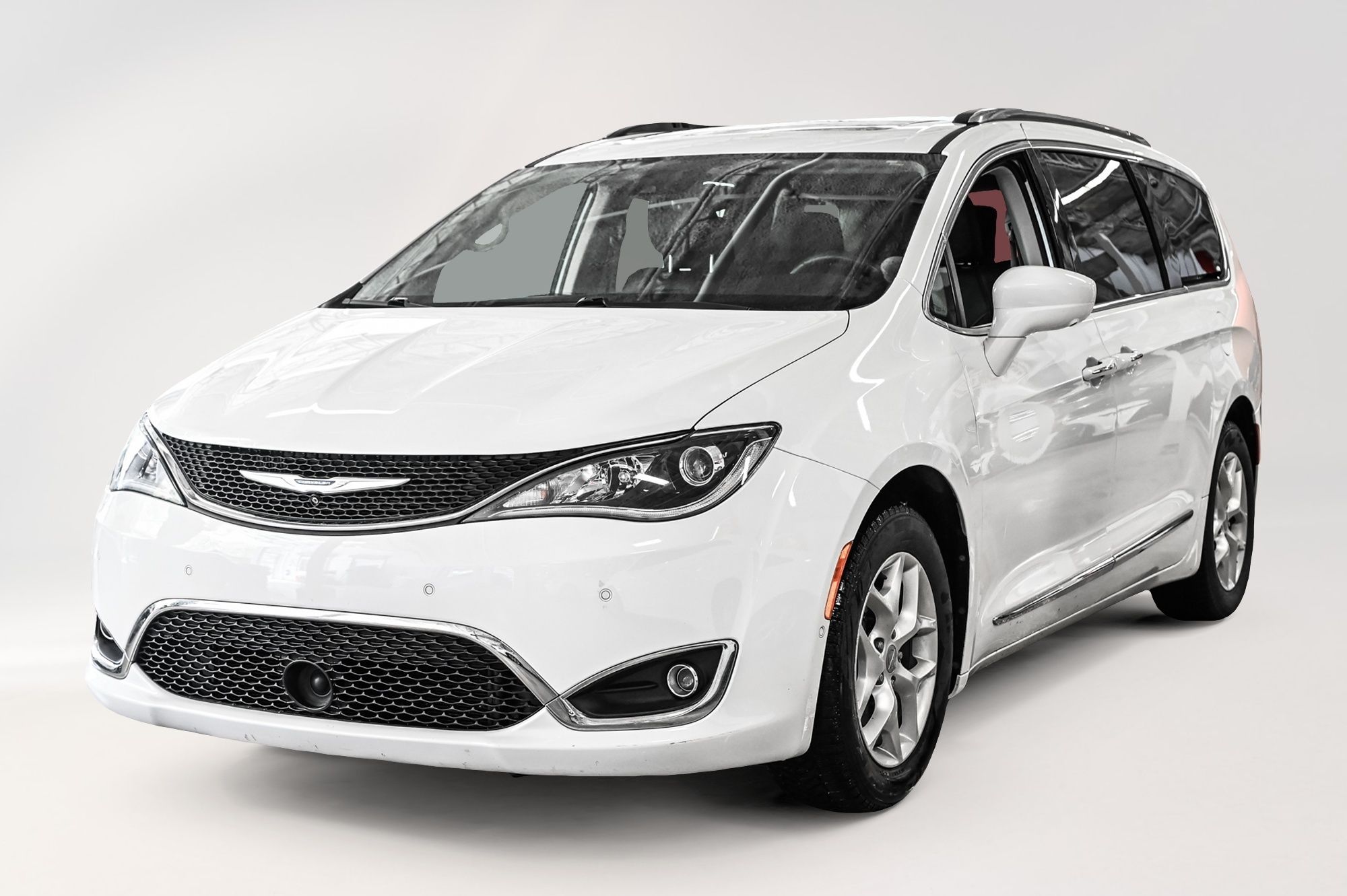 2017 Chrysler Pacifica in Verdun, Quebec
