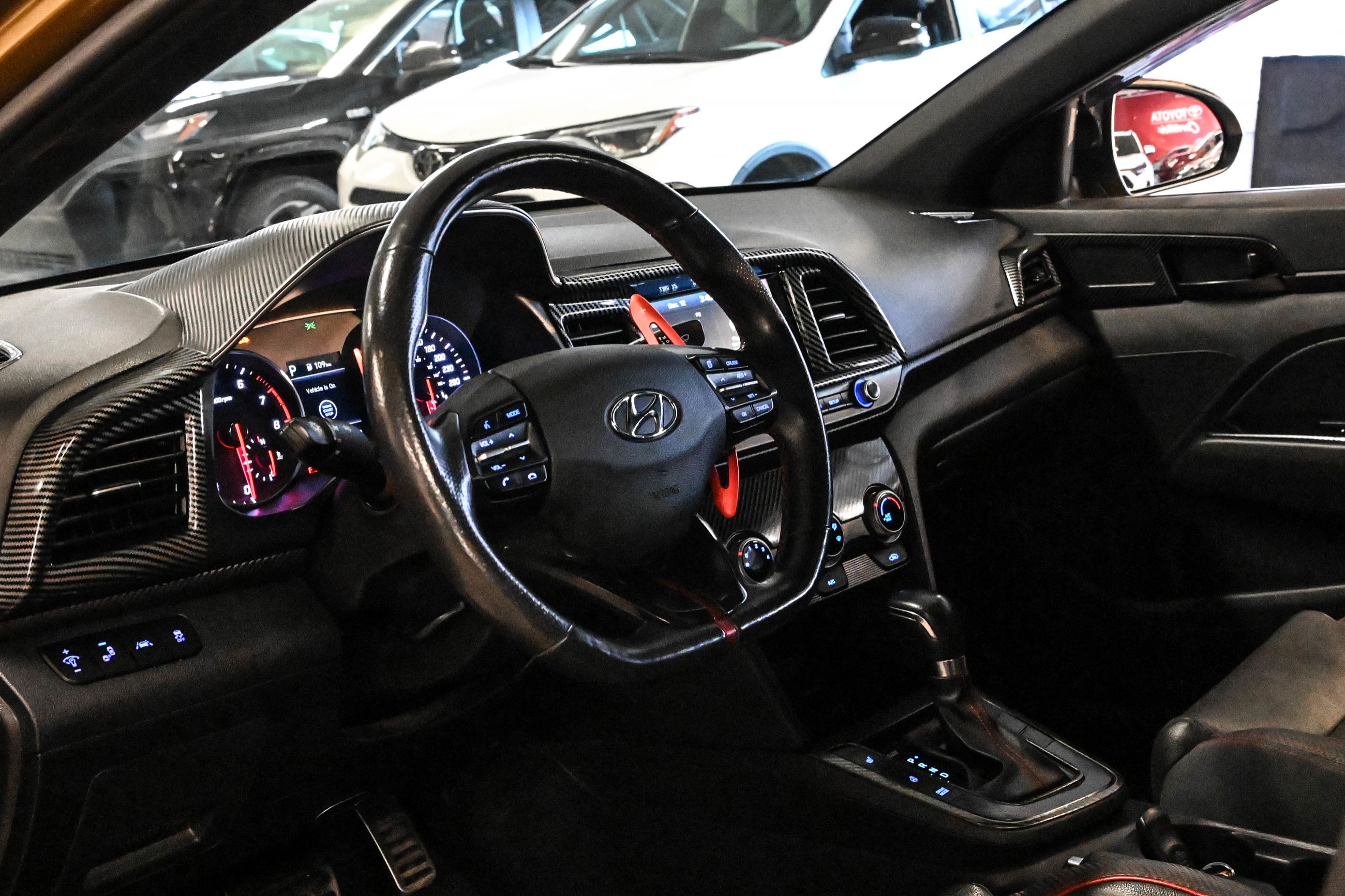 Hyundai Elantra  2019