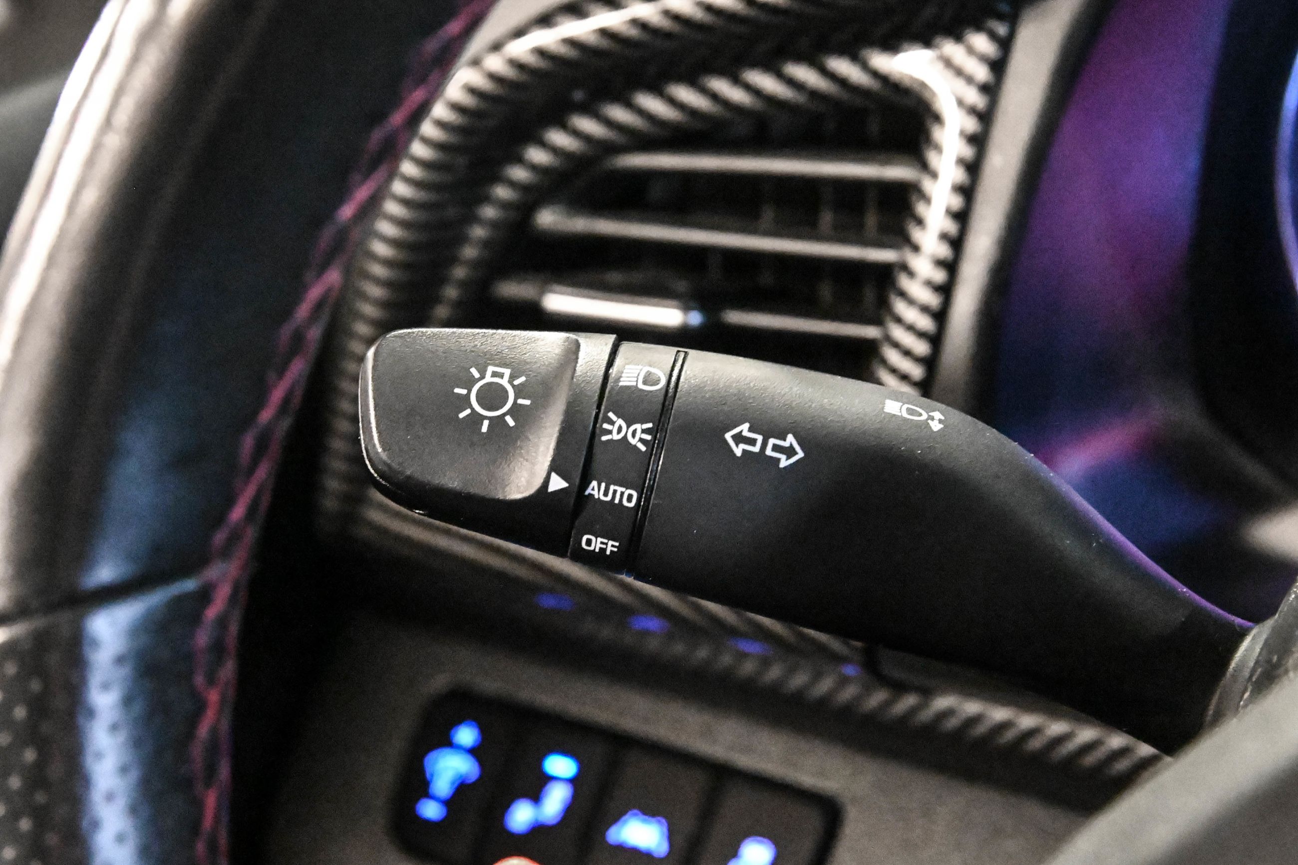 Hyundai Elantra  2019