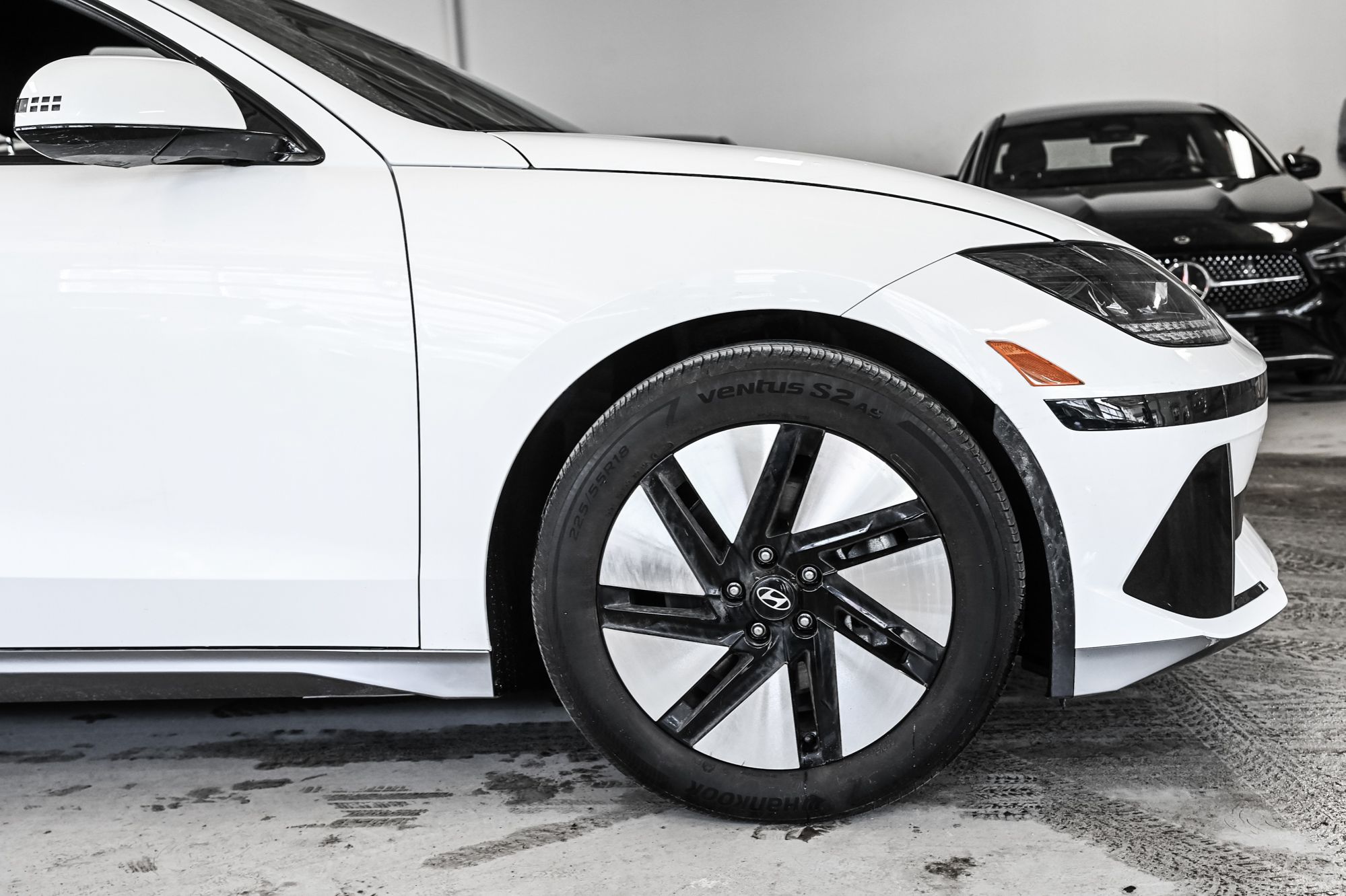 Hyundai IONIQ 6  2024