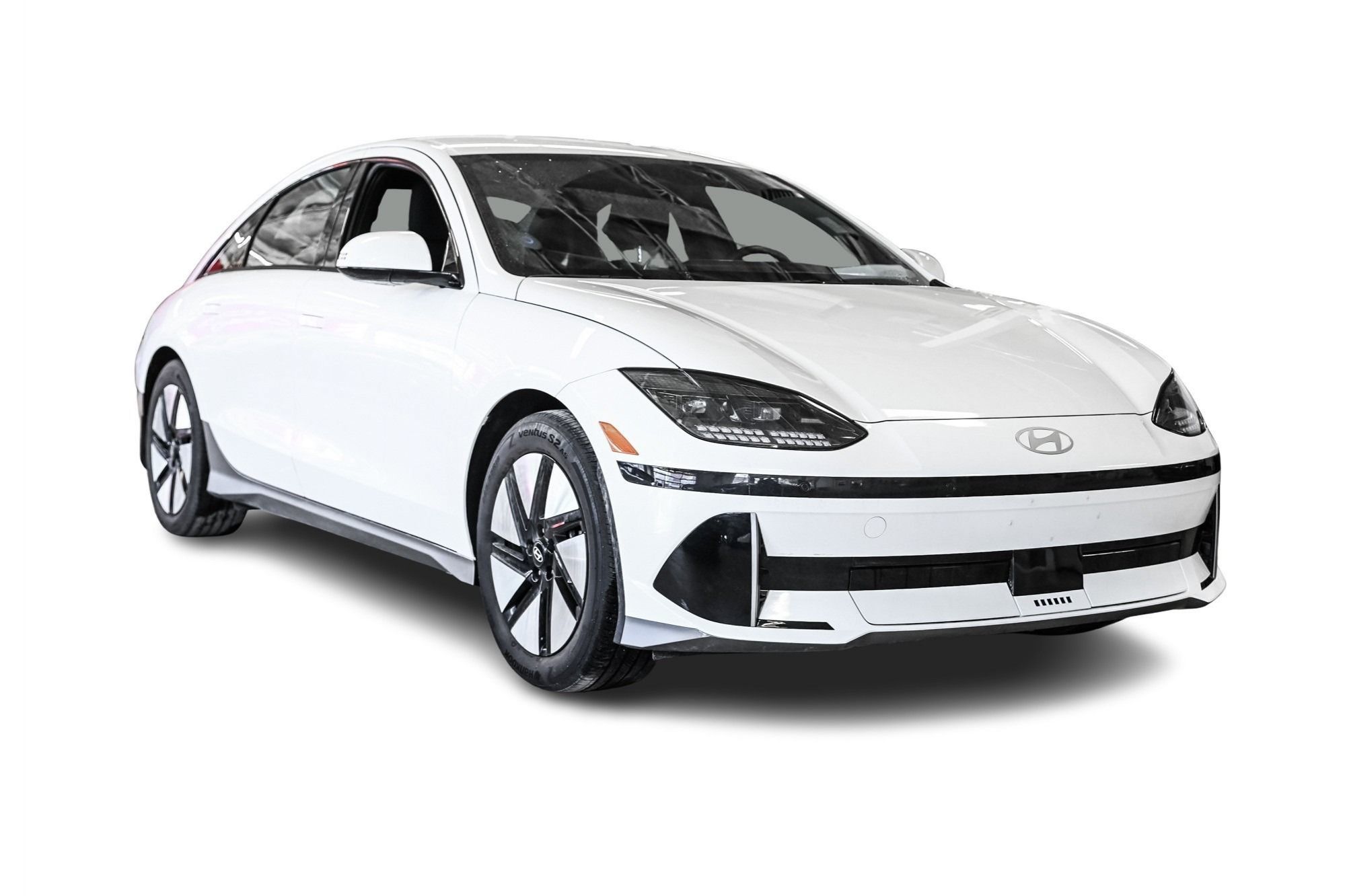 Hyundai IONIQ 6  2024