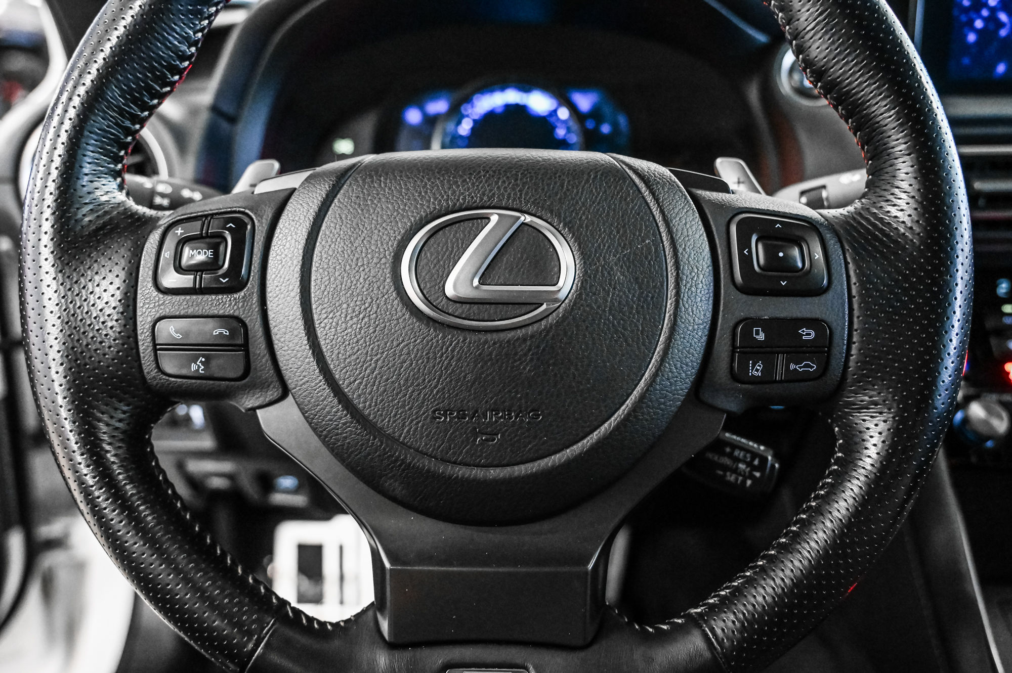 2022 Lexus IS in Verdun, Quebec