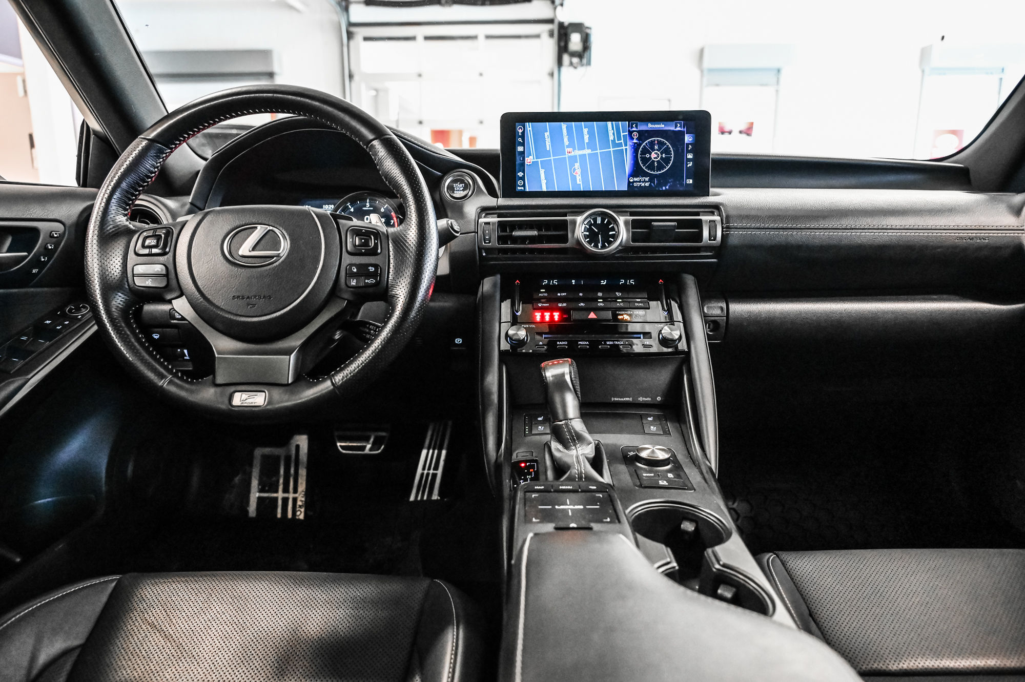 2022 Lexus IS in Verdun, Quebec