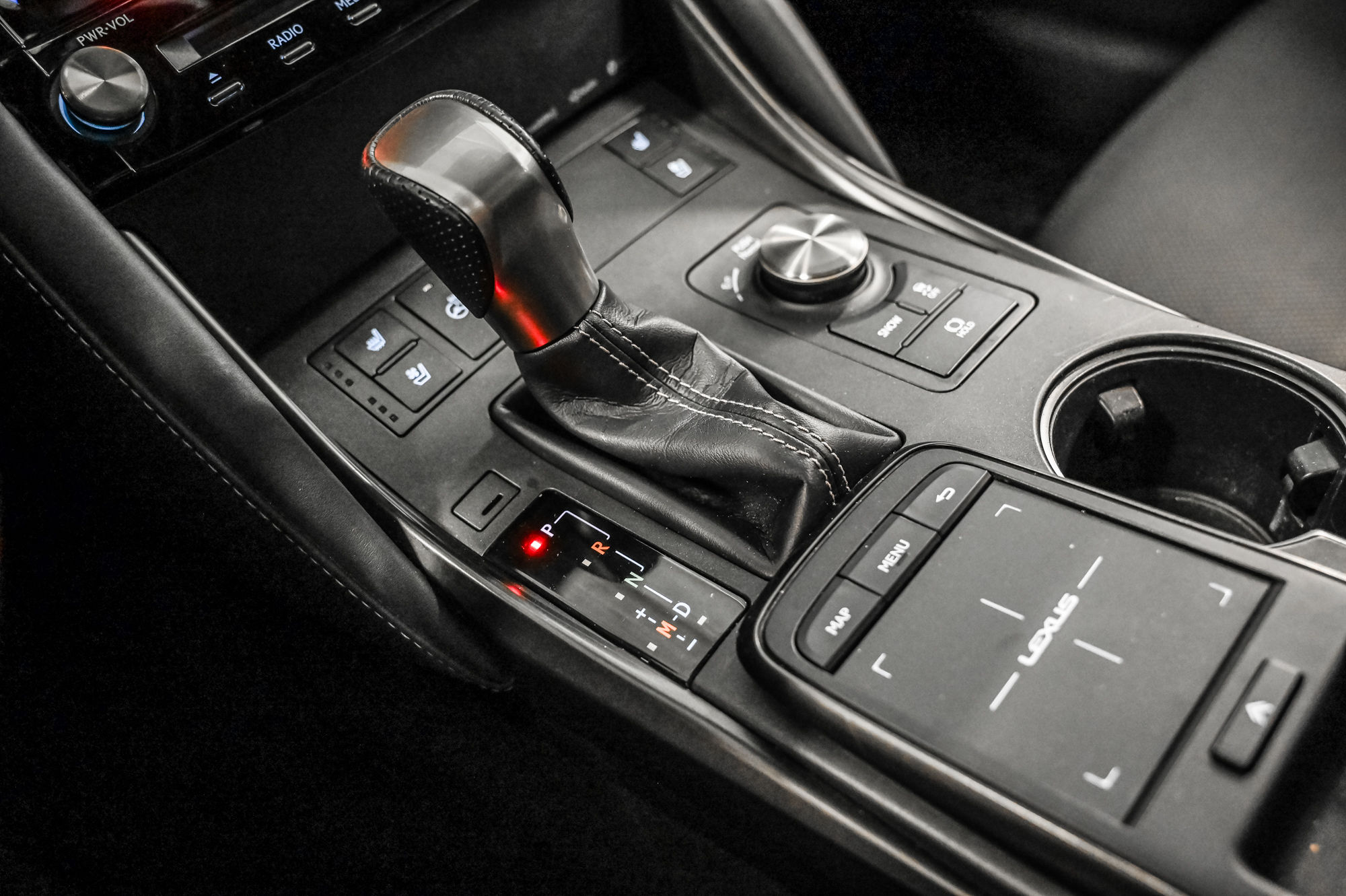 2022 Lexus IS in Verdun, Quebec