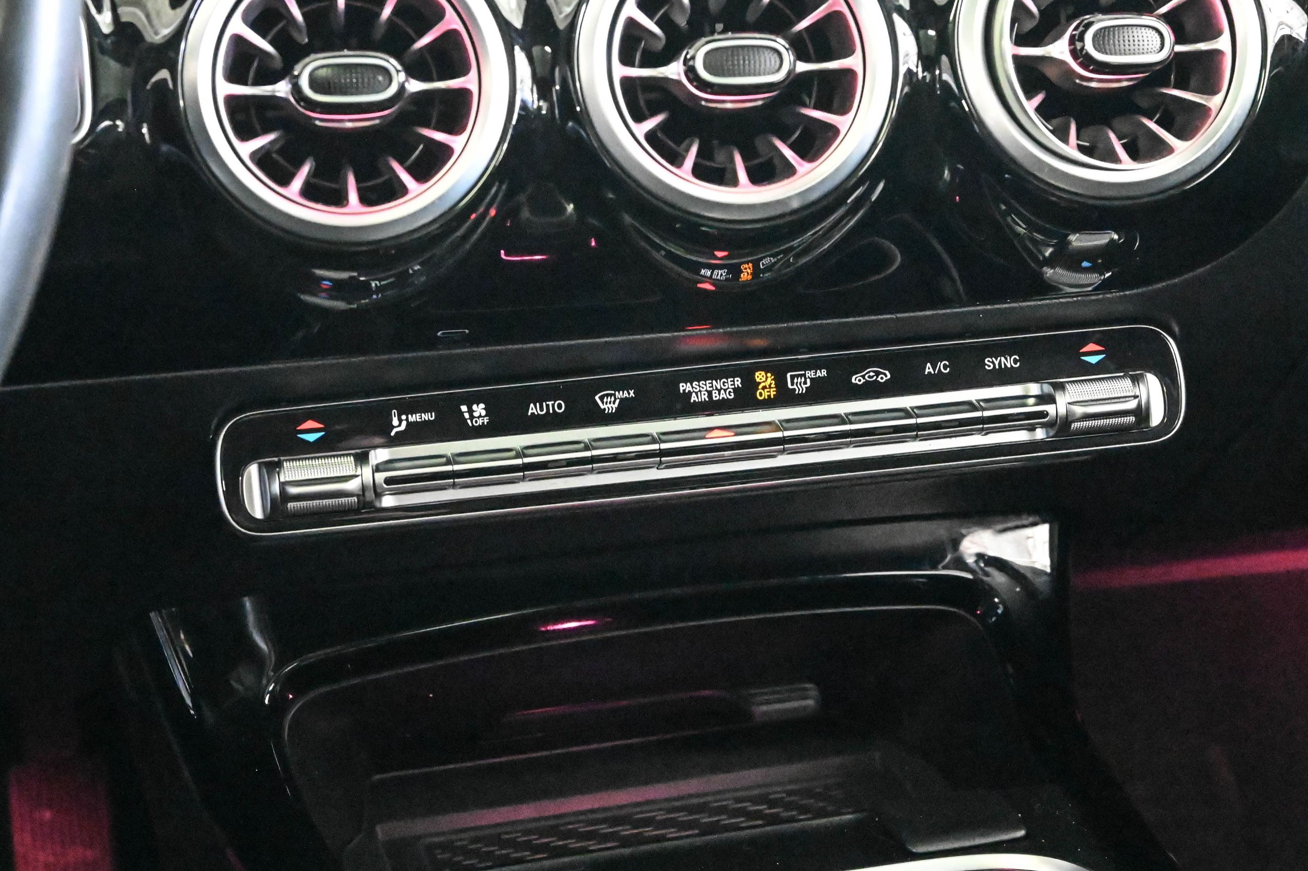 Mercedes-Benz CLA 250  2025