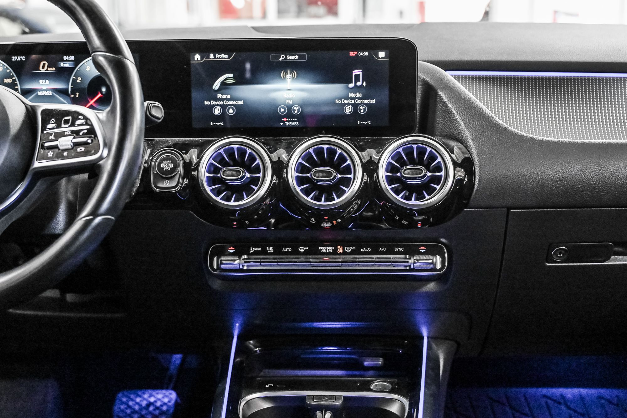 Mercedes-Benz GLA  2023
