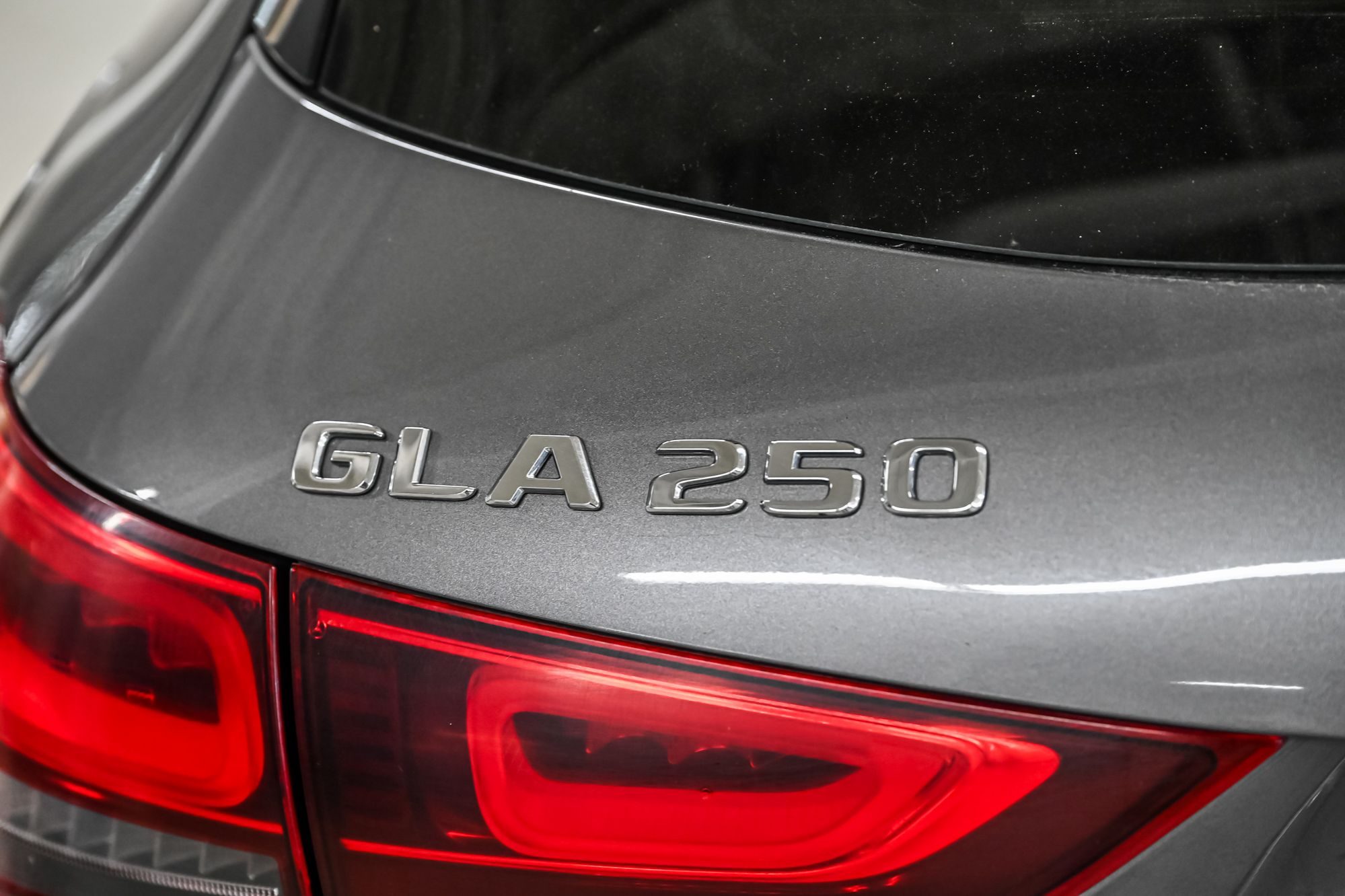 Mercedes-Benz GLA  2023