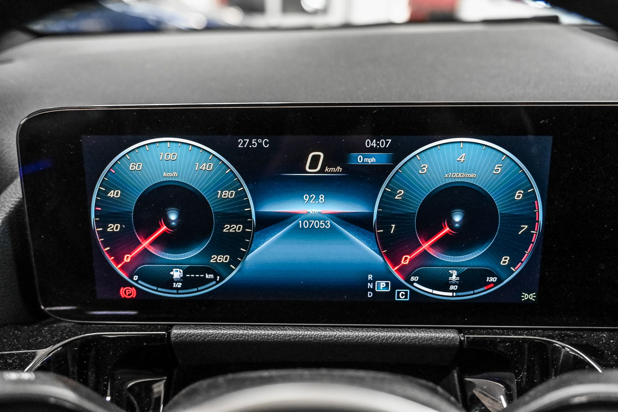 Mercedes-Benz GLA  2023