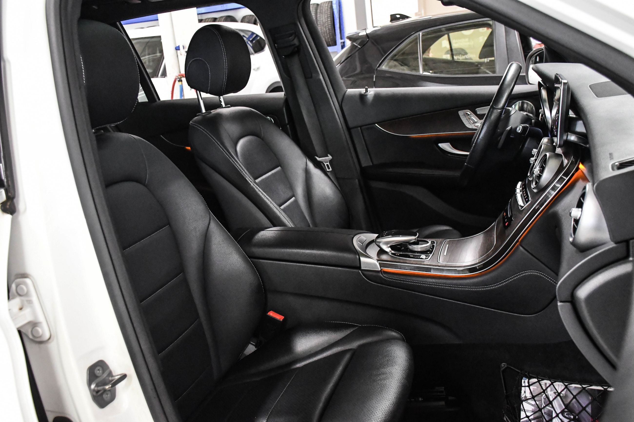 2017 Mercedes-Benz GLC300